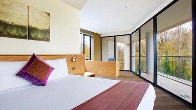 Hotel Room Crowne Plaza Canberra