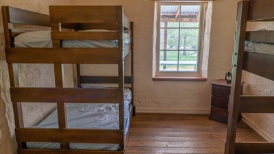 Middle bunk room