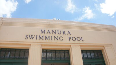Manuka Swimming Pool entrance