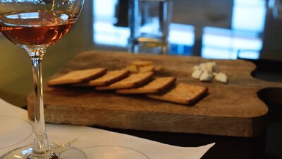 CGT Wine Tour - wine glass &  crackers