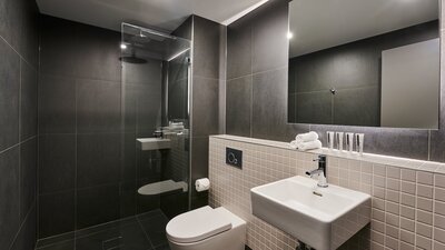 Abode Belconnen - bathroom