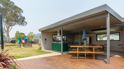 BBQ/Picnic Area & Playground