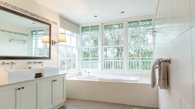 Cottage bathroom