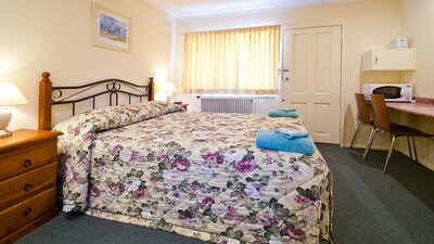 Clean motel rooms Goulburn NSW