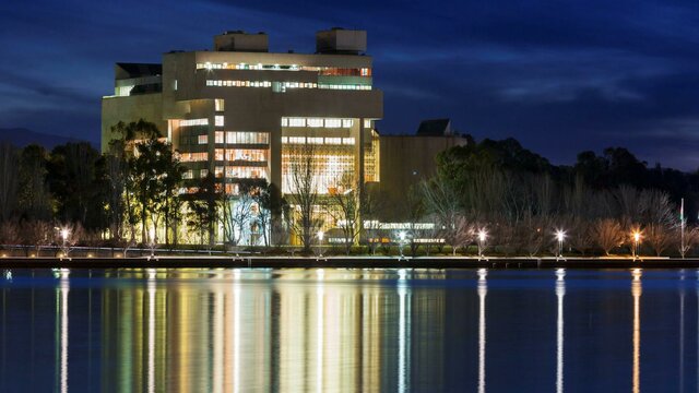 High Court of Australia High Court of Australia at night from across Lake Burley Griffin