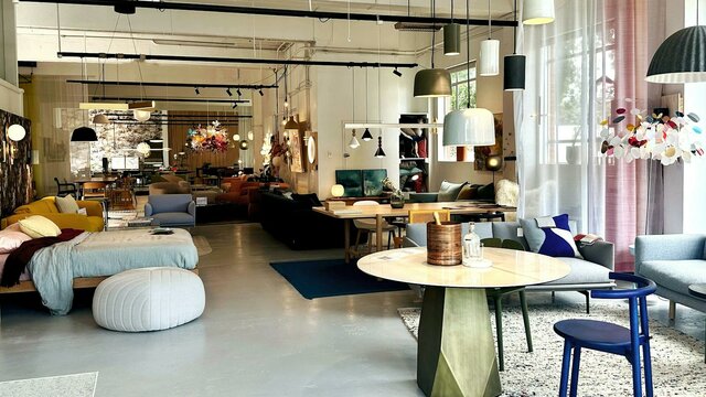 Miko Designs Showroom Image of Miko showroom, featuting furniture, lighting and rugs.