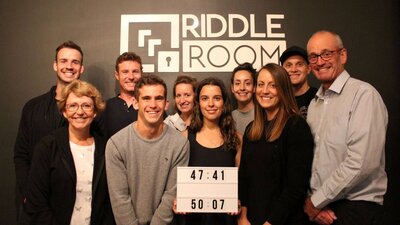 Riddle Room participants with their score