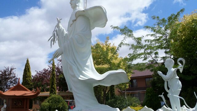 Sakyamuni Buddhist Centre statues Sakyamuni Buddhist Centre statues