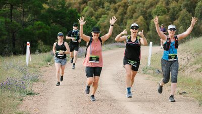 runners on fire trails