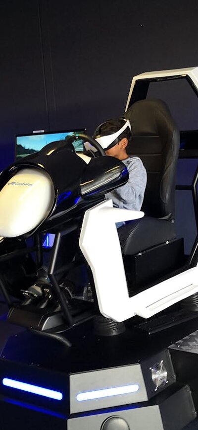 VR Car-Racing Machines