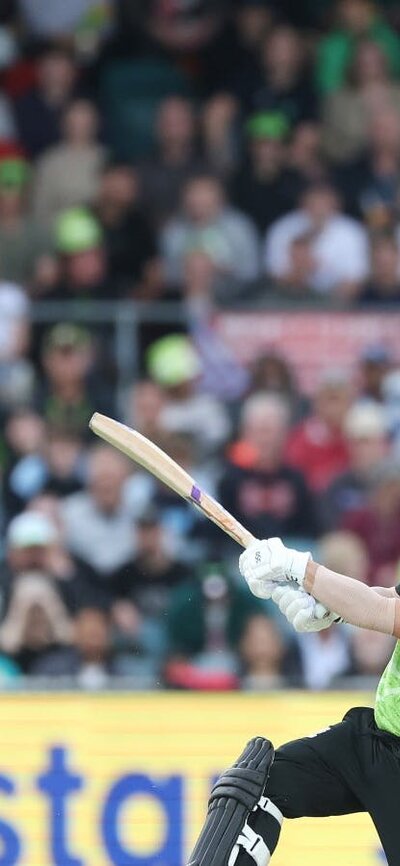 Superstar David Warner batting at Manuka Oval