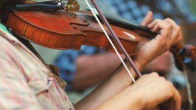 Man playing fiddle