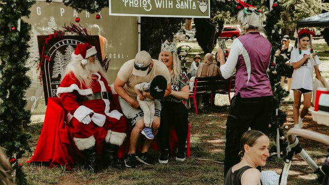 Photos with Santa Photos with Santa