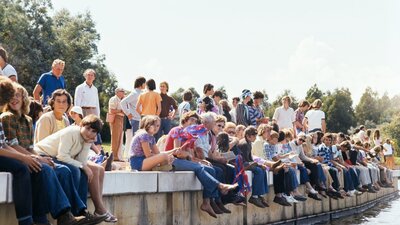 Group of Canberrans on Lake Burley Griffin