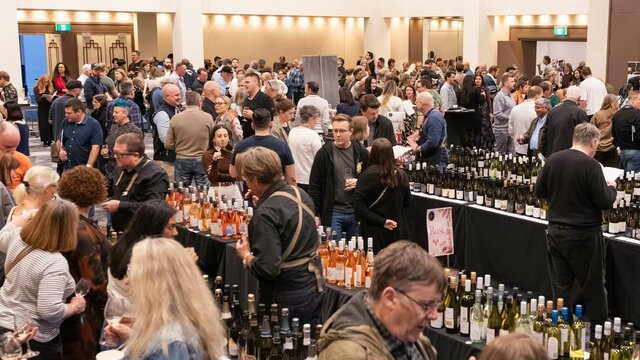 crowds at the National Wine Festival Tasting Wine Tasting