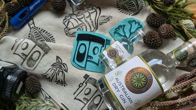 Art workshop samples with Everyday Legacy Australian Dry Gin. Art workshop samples with Everyday Legacy Australian Dry Gin.