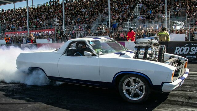 Burnouts at Summernats