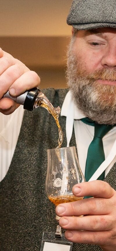 The Whisky Show - Pouring Whisky