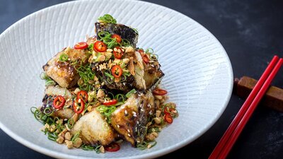 Sweet and spicy eggplant, sesame, shallot and fried peanuts