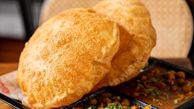 Chhole Bhatura