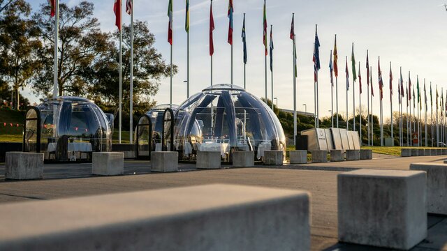 Dome Dininmg Water's Edge canberra