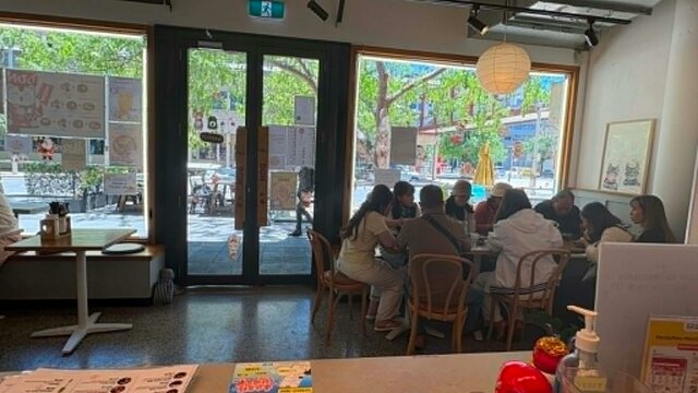 We can accommodate big groups too