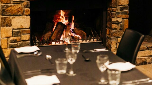 Ewe'n Me Restaurant Fireplace Dining Yass Restaurant