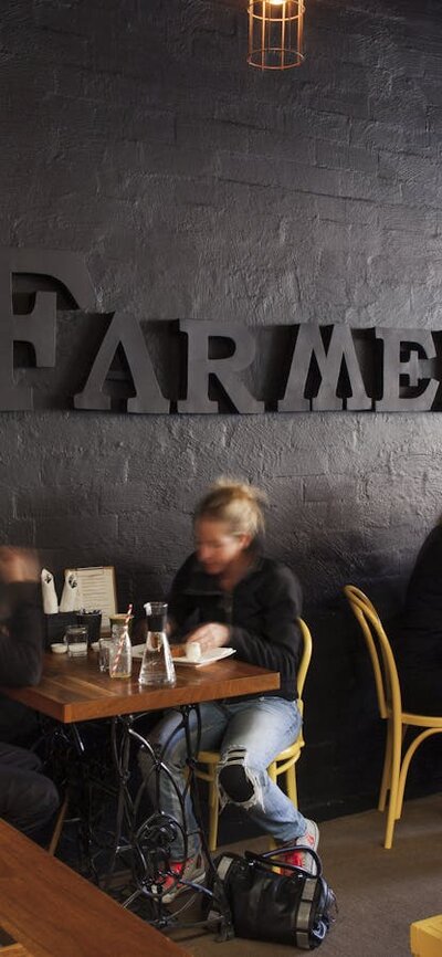 Diners inside Farmers Daughter