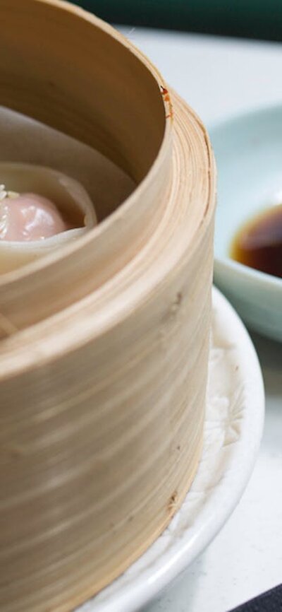 Lazy-Su dumplings in a bamboo steamer