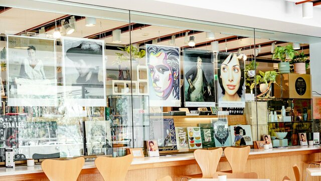 Portrait Cafe Portrait Cafe