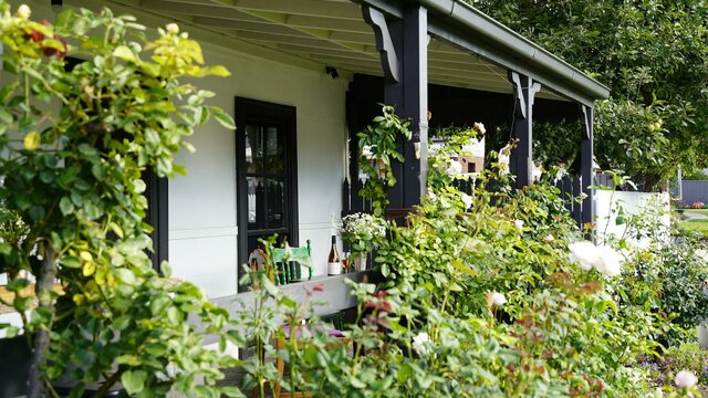 Scrumpers Kitchen & Sapling Yard in Bungendore