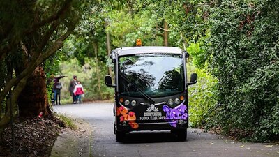 Flora Explorer bus on the trail