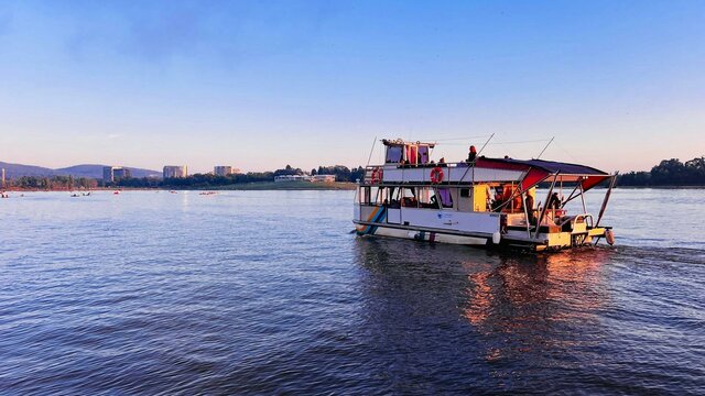 Canberra Cruises