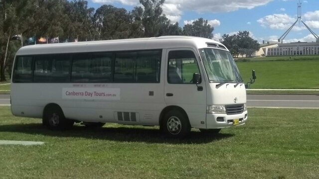 Min Bus 16 Seater