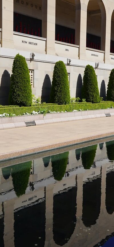 Australian War Memorial Pool of Reflection Canberra Sightseeing Tour Australian War Memorial Pool of Reflection