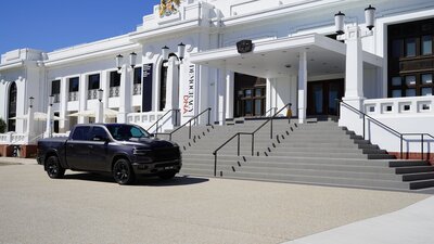 Canberra Sightseeing Old Parliament House MOAD Museum of Australian Democracy