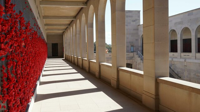 Canberra Sightseeing Tour - Australian War Memorial Canberra sightseeing tour AWM Australian War Memorial Canberra sights