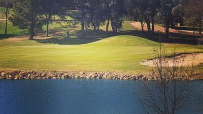 The lurking lake on the 10th can easily catch your ball