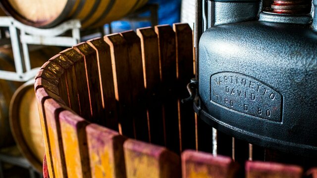 Wine press Wine press