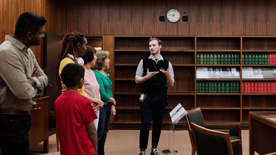 A tour group in the Prime Minister's suite