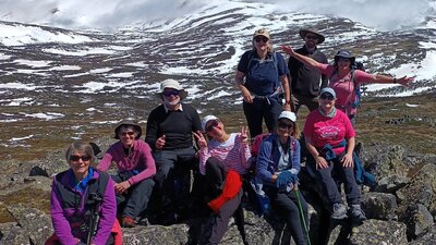 Group in SNowies