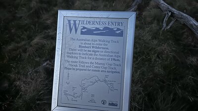 A sign indicating that you are entering a wilderness zone.