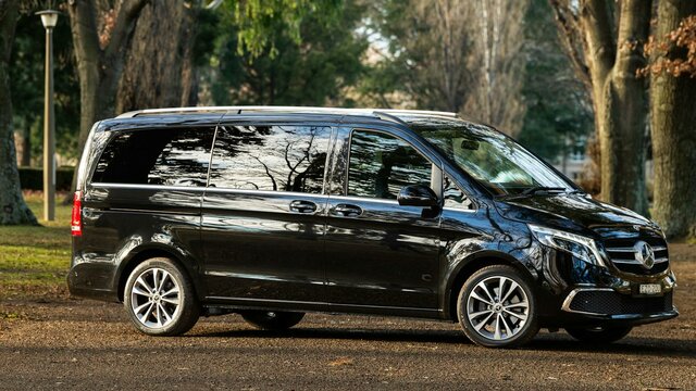 Luxury people movers MB V-Class