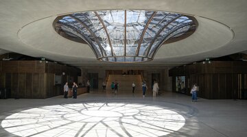 A new grand entrance of the Australian War Memorial